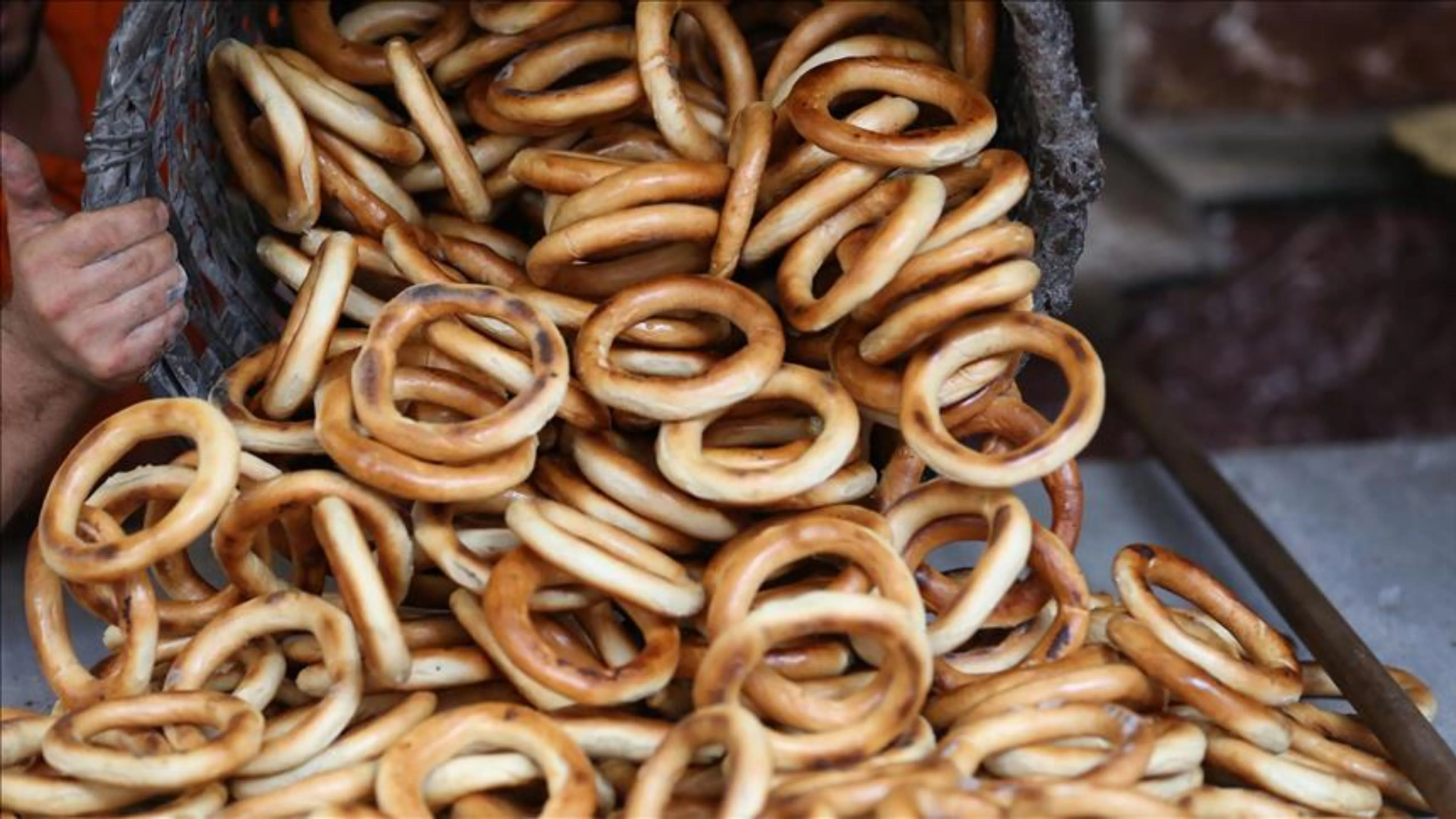 Rize simidine zam: Kel simit 10 TL oldu