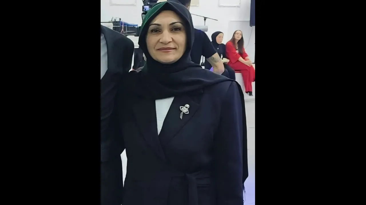 Eşini ve ilişkisi olduğunu iddia ettiği emlakçıyı öldüren emekli polis adliyede