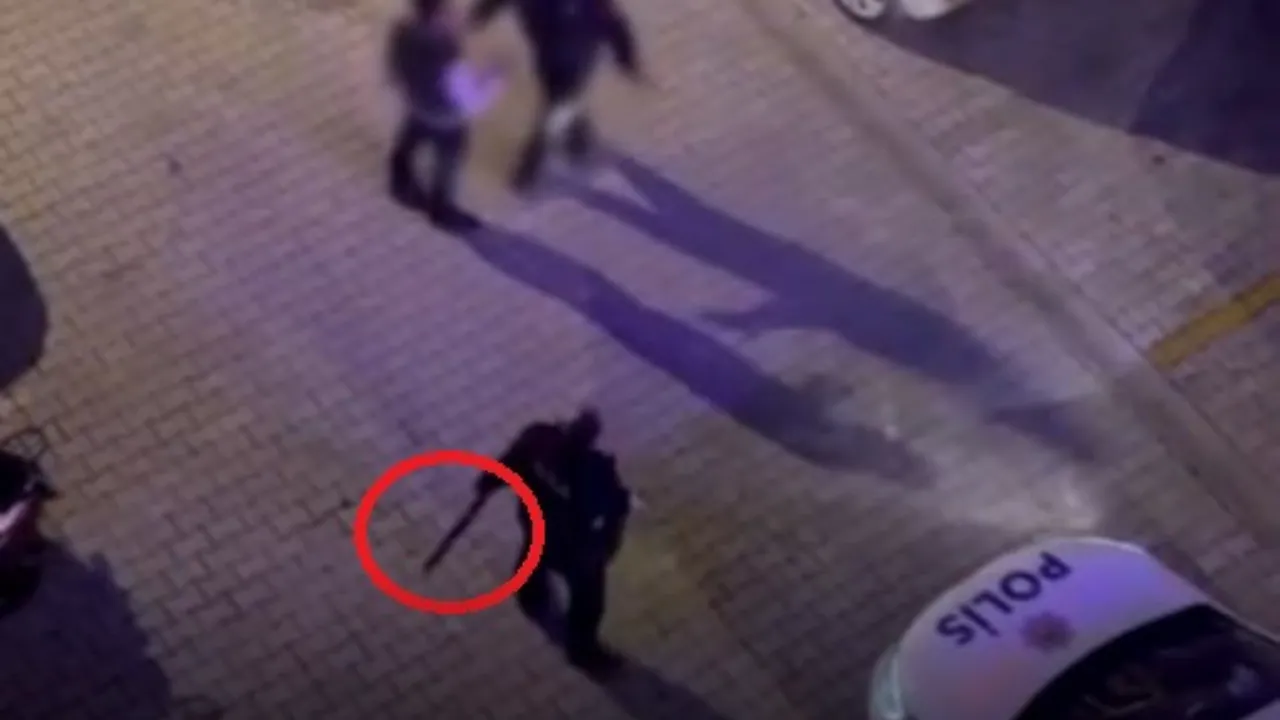 Akrabasının aracına pompalı tüfekle ateş açıp, lastiklerini kesti