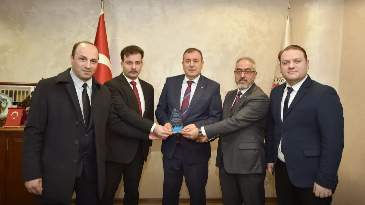 Uzungöl Turizmciler Derneği yöneticilerinden TTSO Başkanı Çelebi'ye ziyaret