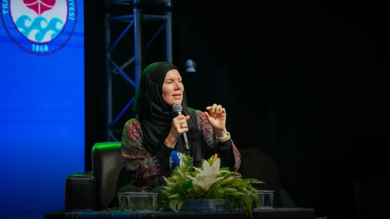 Kanadalı yazar Jenny Molendyk: Müslümanlık bana Allah'tan hediye