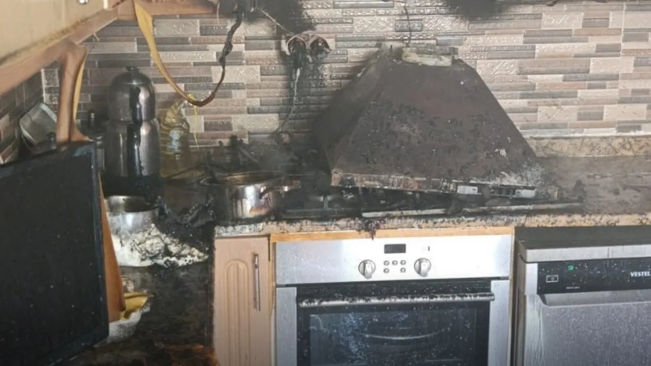 Evin mutfağında çıkan yangın söndürüldü