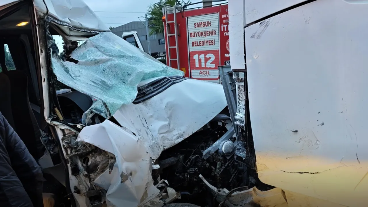 Samsun’da 3 aracın karıştığı zincirleme kaza; 7 yaralı