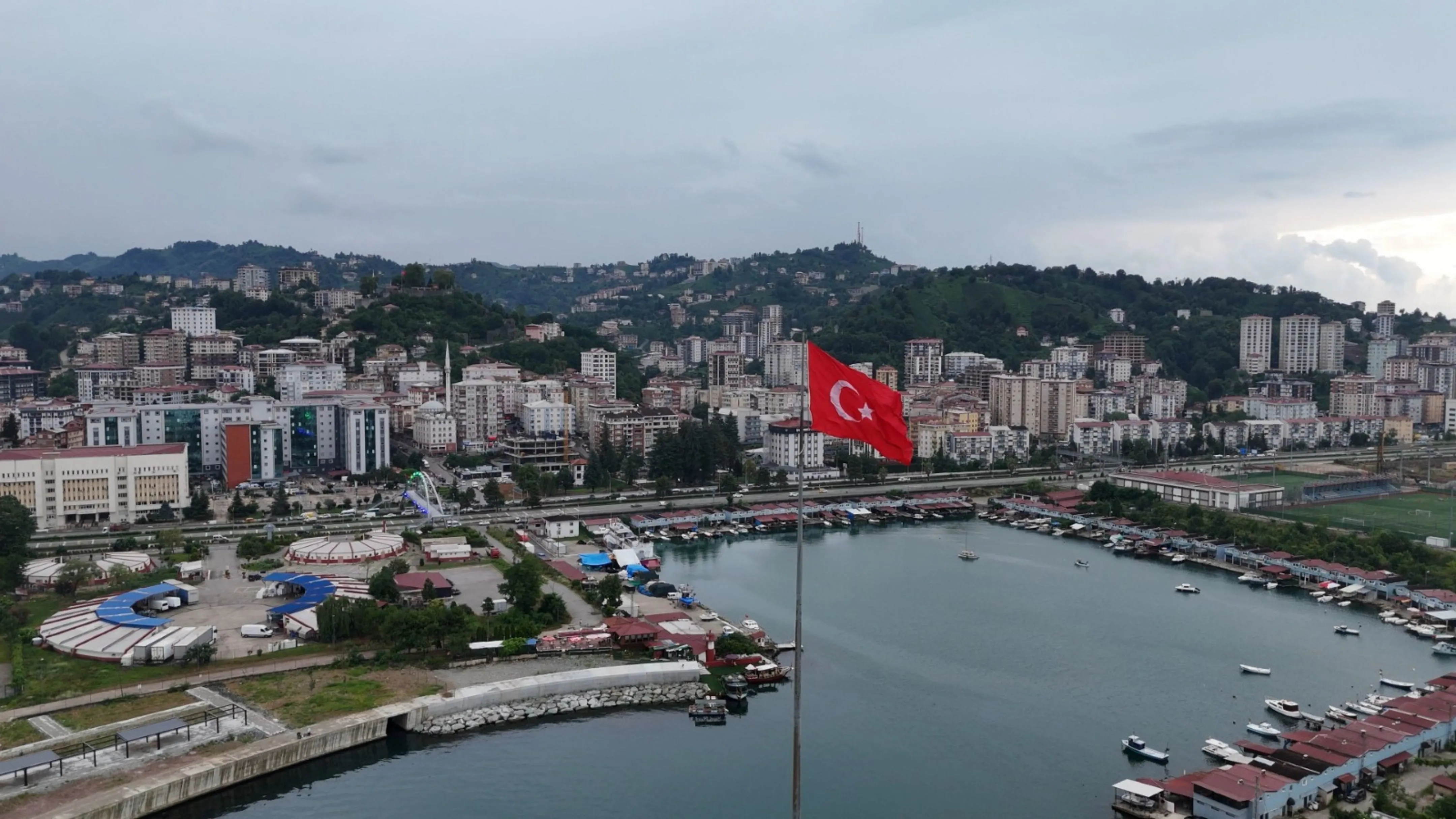 Rize'de geçtiğimiz ay 306 konut satıldı