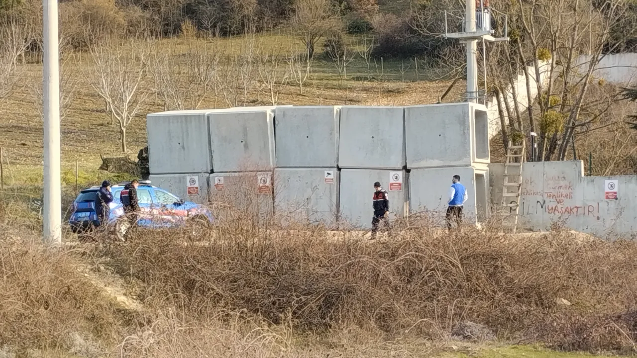 Bolu'da gölette boğulma tehlikesi geçiren çocuk hastanede öldü
