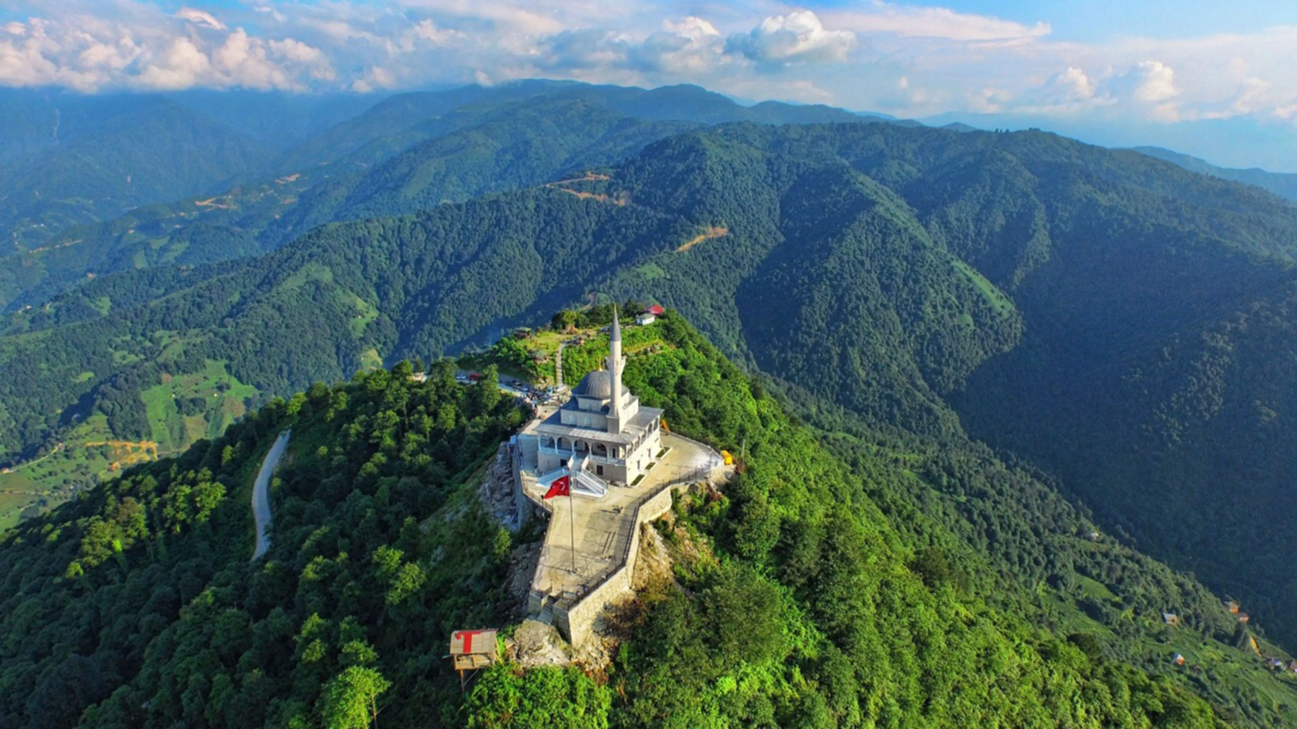 Rize’de 2026 Ramazan Bayramı namaz saatleri açıklandı