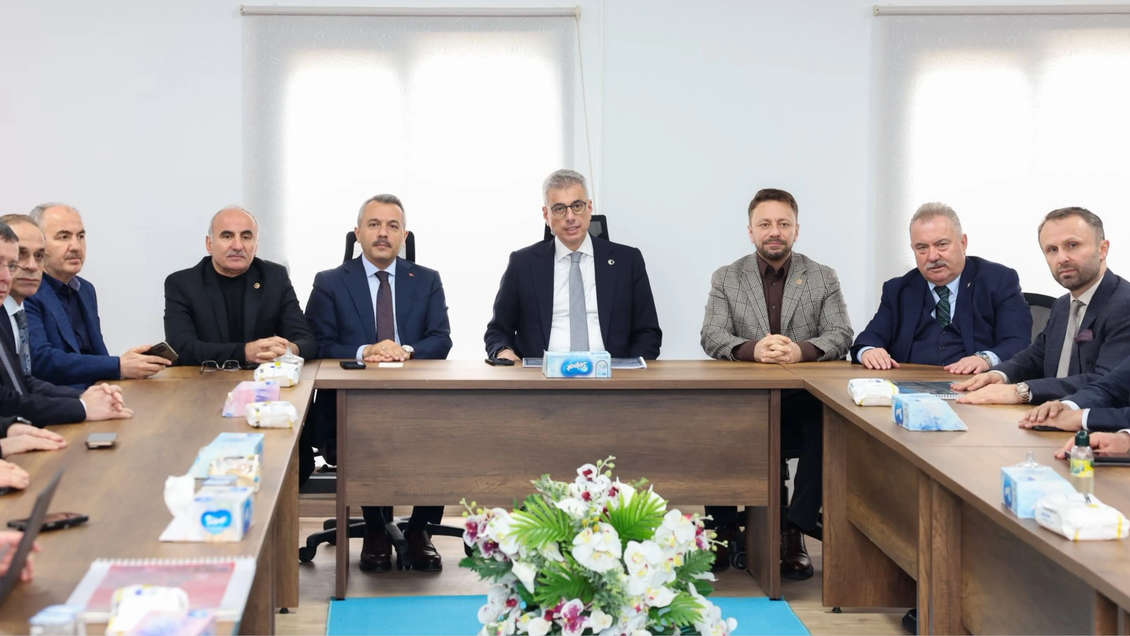 Bakan Memişoğlu, Rize Şehir Hastanesi çalışmalarını inceledi