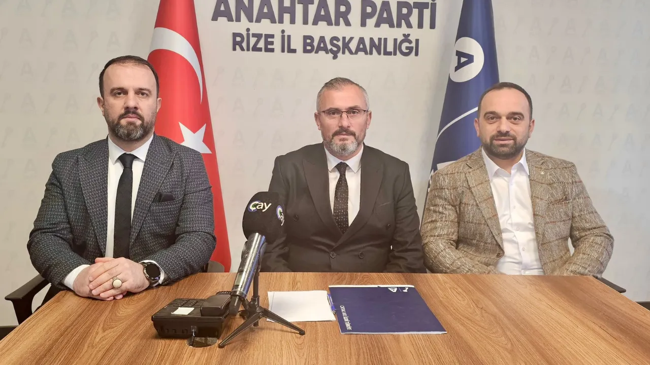Kutanoğlu, Vatandaş Kartla, Devlet Faizle Yaşıyor