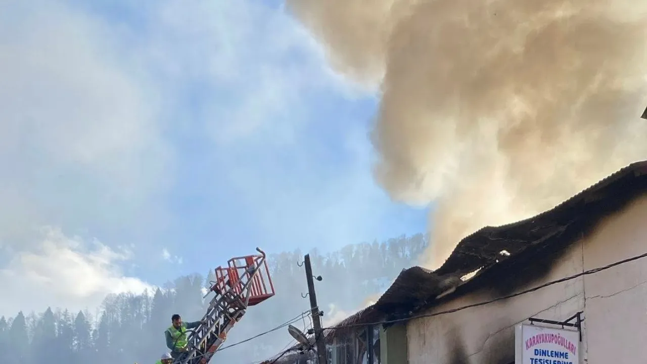 Giresun'da çıkan yangında iki binada hasar oluştu