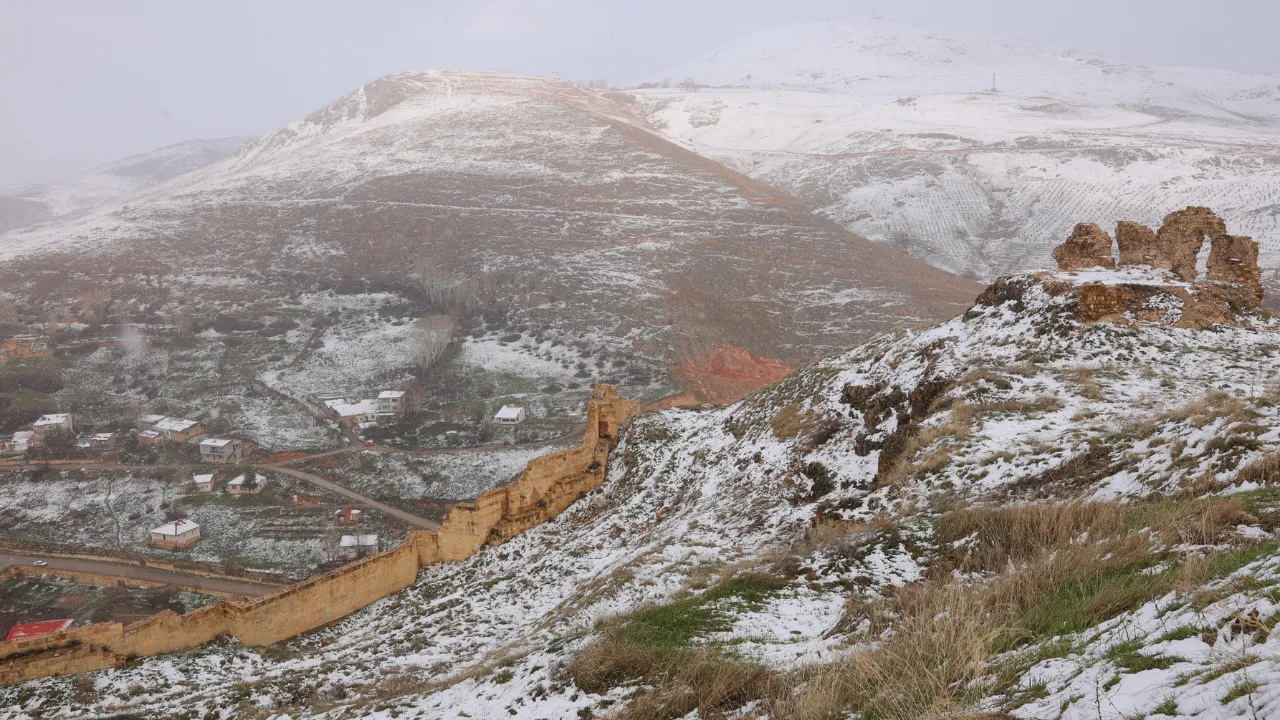 Karadeniz'de 4 ilde kar etkili oldu