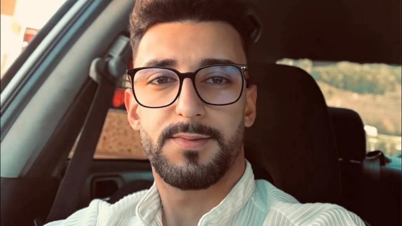 Minibüsle çarpışan motosikletin sürücüsü hayatını kaybetti