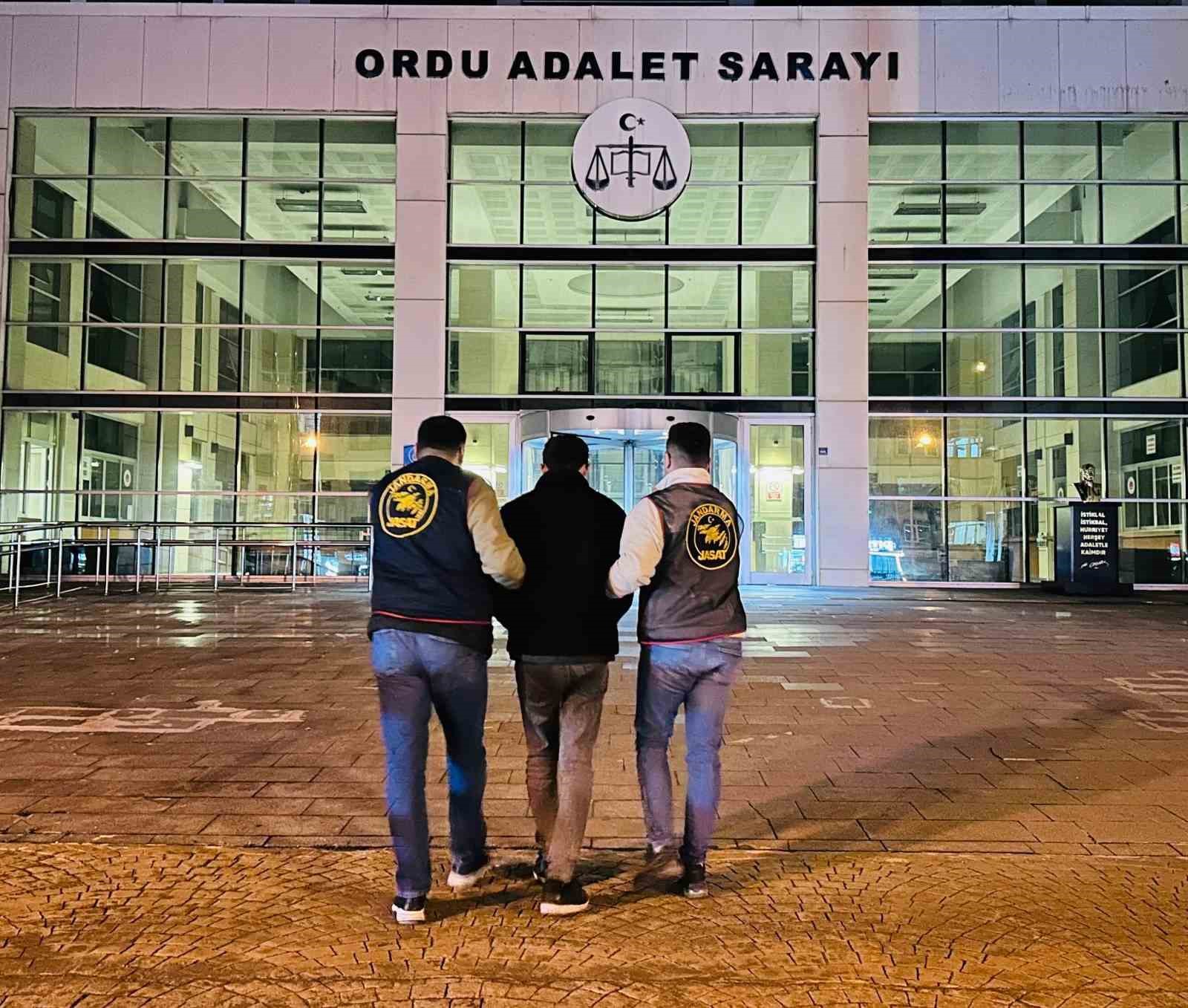 Ordu’da jandarma aranan 40 şüpheliyi yakaladı