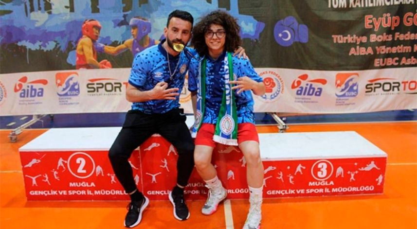 Hamiyet Demirel Türkiye Şampiyonu oldu